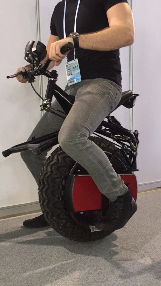 Hoverboardparis tweet media
