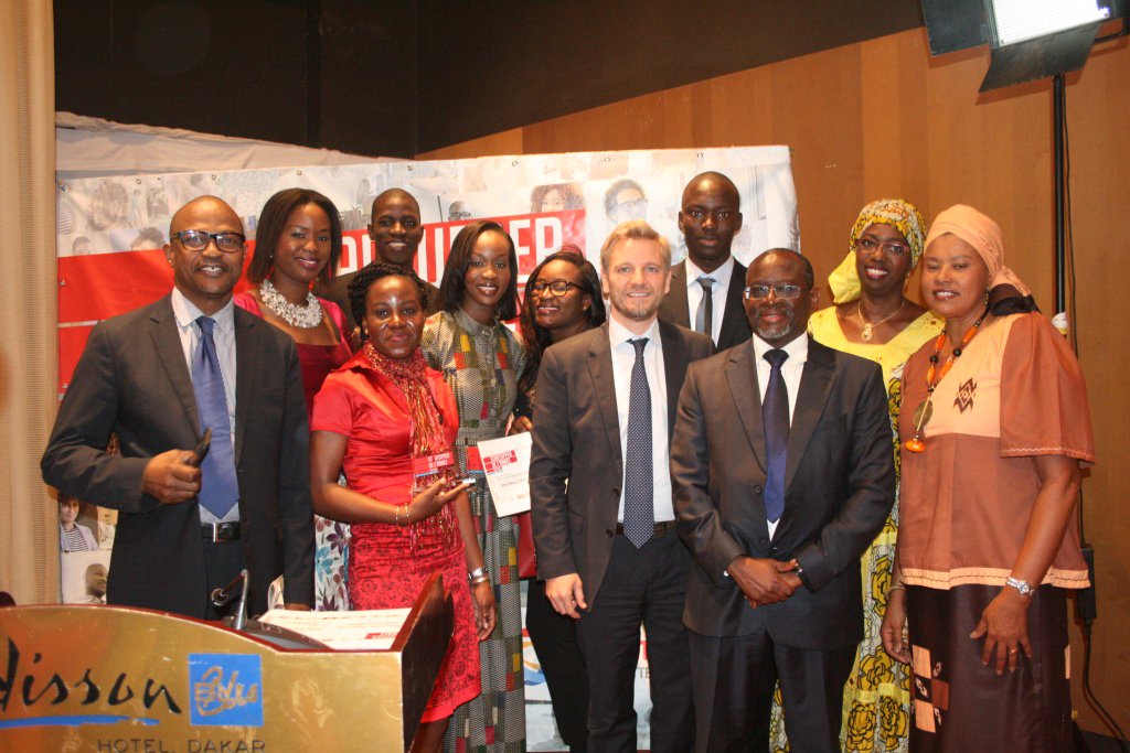 Startupper221's tweet photo. Merci aux participants, au parrain, au jury et aux partenaires de l'édition 2016 du Challenge #startupper. #kebetu https://t.co/WvBpz8UzhW