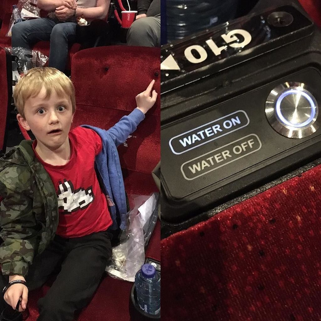 iamhelenwills's tweet photo. Kids have got it sudden already. Water, spiders, earthquakes. #cineworldstevenage #cineworld4dx #JungleBook https://t.co/esCHV7BOgr