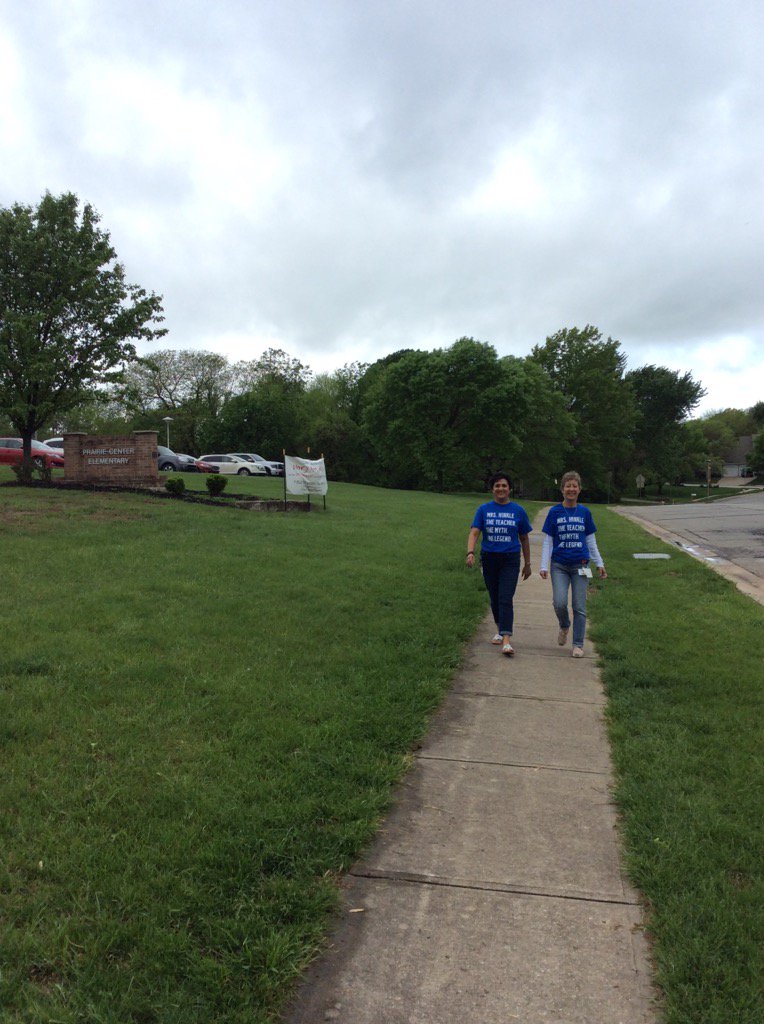 SharonMcCart65's tweet photo. @OSDWellness #walkingatlunch we do everyday!, https://t.co/lf45r3hOiU