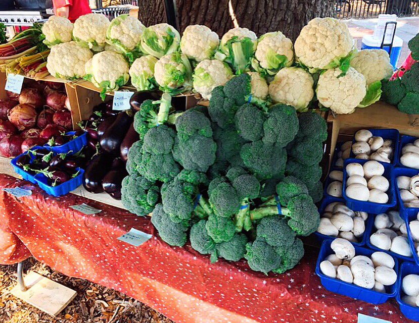 LakeEolaFM's tweet photo. The Fresher the Ingredients the Better You Feel!
#OrlandoFarmersMarket #FreshIngredients #EatYourWayToHealth https://t.co/rgEviVMxfJ