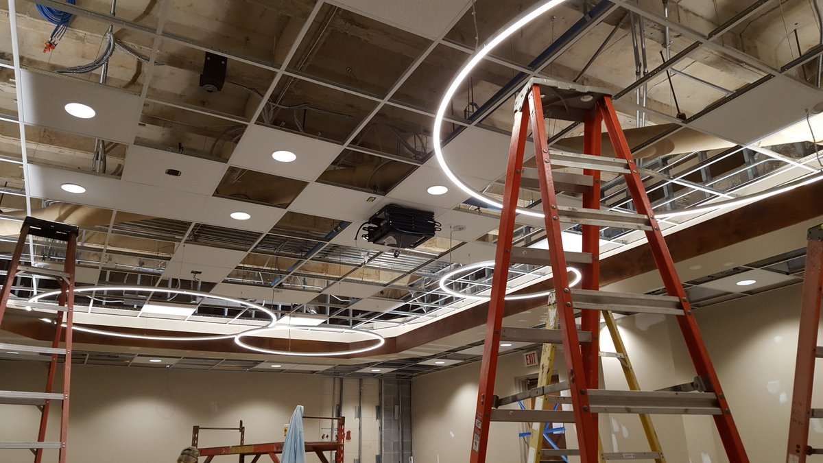 ClementsElec's tweet image. Check out the new lights in the newly renovated Jordan Hall G033 at @ClemsonUniv ! #ClemsonFamily #Electric
