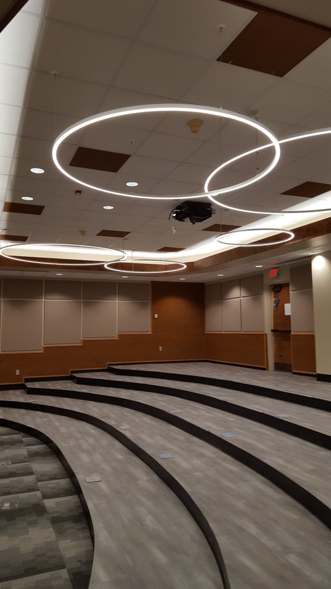 ClementsElec's tweet image. Check out the new lights in the newly renovated Jordan Hall G033 at @ClemsonUniv ! #ClemsonFamily #Electric