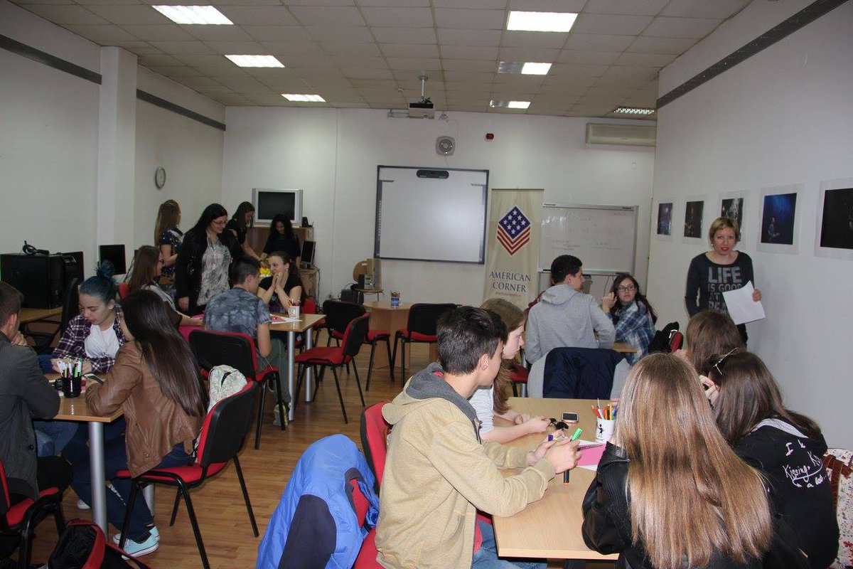 FLEXAlumniSR's tweet photo. FLEX Serbia alumni are working hard this year with 19 #GYSD2016 projects all over Serbia! #flexalumni #flexserbia https://t.co/gYLnMnn6Zl