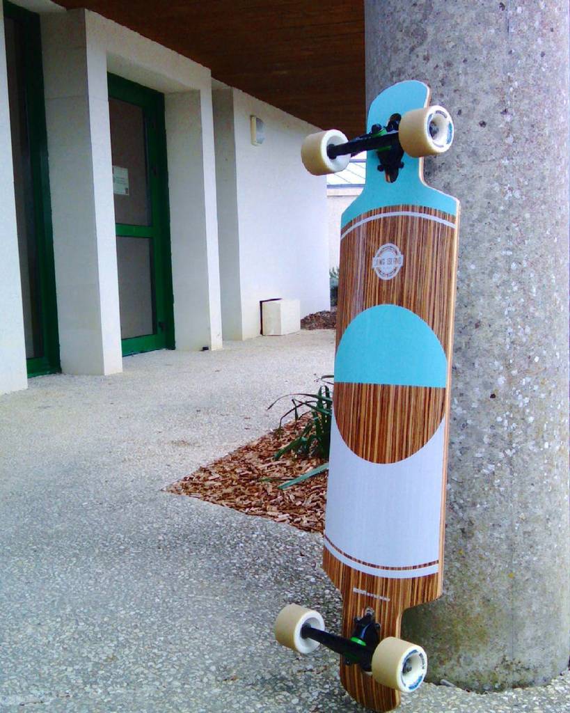 longboardstuff's tweet photo. #longboardstuff from: sebastien.dutaud | Dope !! 👌👊 #longboard #longboarder #skater #sk8er #dancer #longboarddancer… https://t.co/rJuwihrJ9A