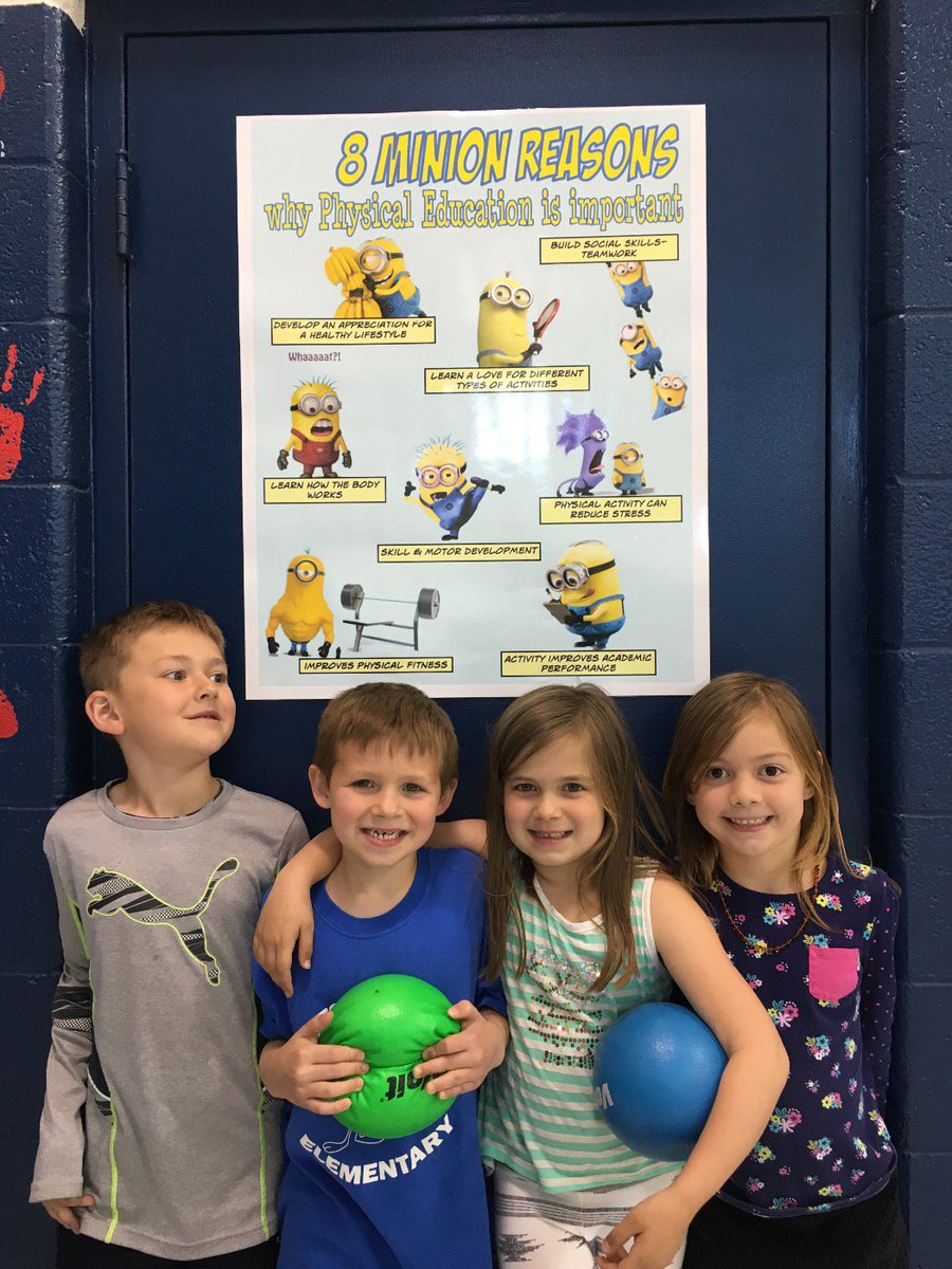 Students loving their new poster. Thanks <a href="/jrberlin58/">Jeanne Berlin</a> #WeAreLamphere <a href="/roadrunnersrule/">Lessenger Elementary</a>