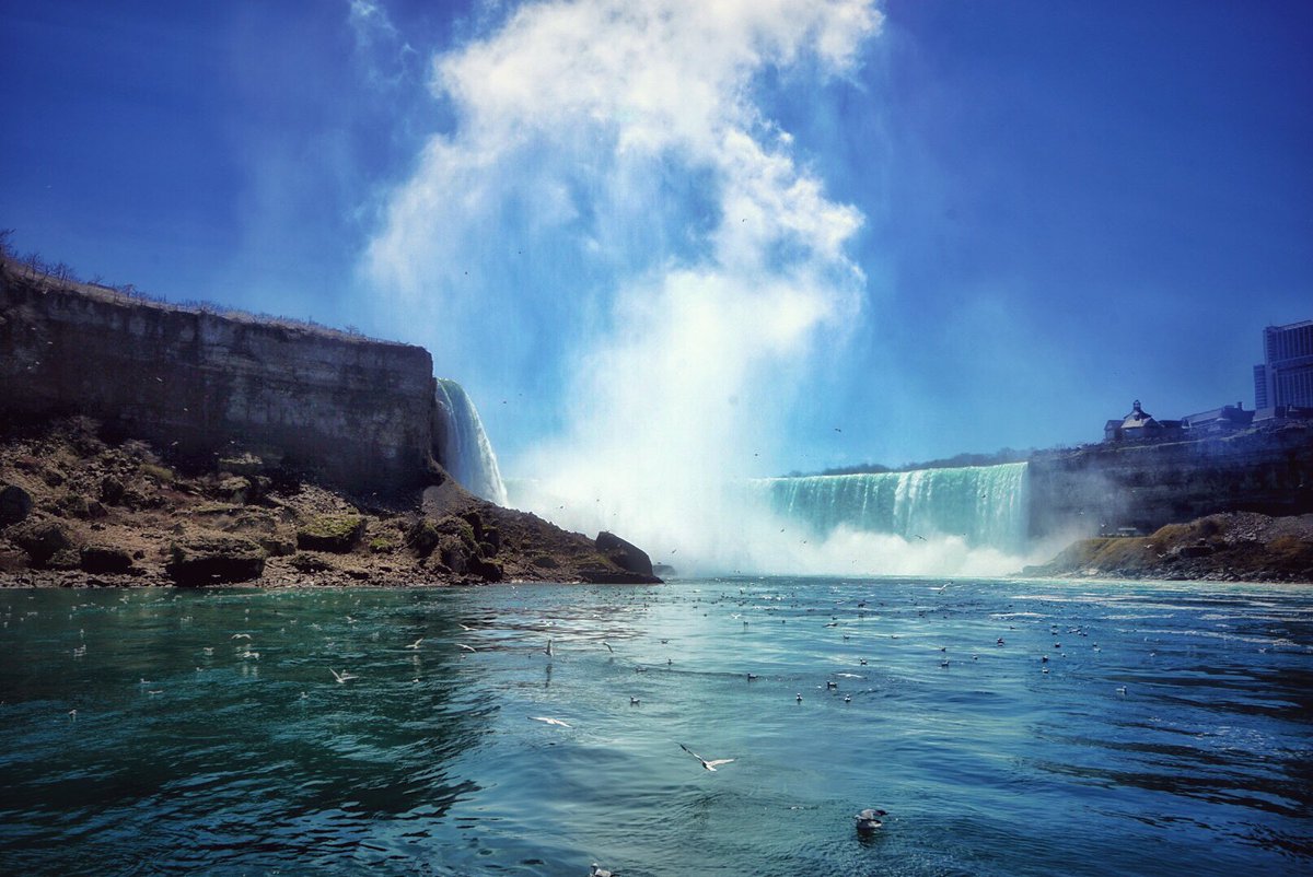 magicdaly's tweet photo. Niagara Falls! https://t.co/tQimtfvxhM