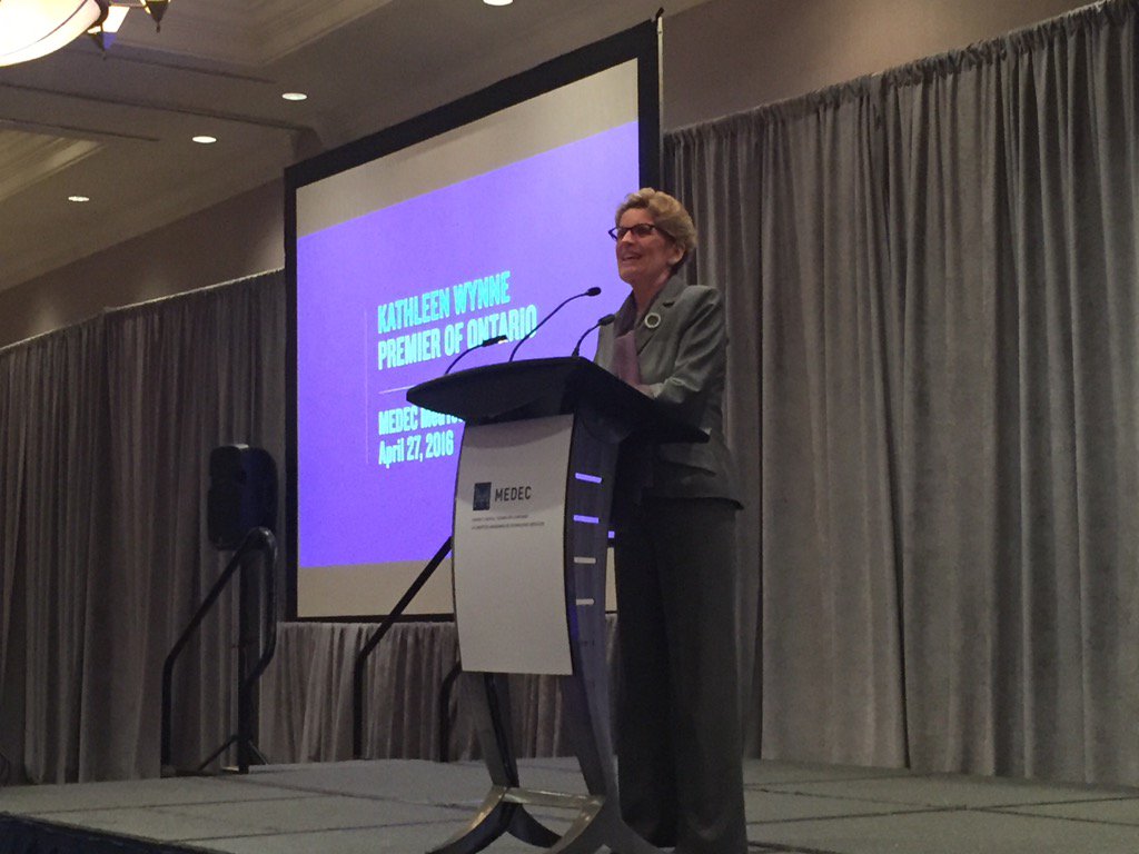 KarenRHurlburt's tweet photo. Premier @Kathleen_Wynne recognizing innovators and health care leaders @ #MEDEC2016 https://t.co/fzBimrRi1J
