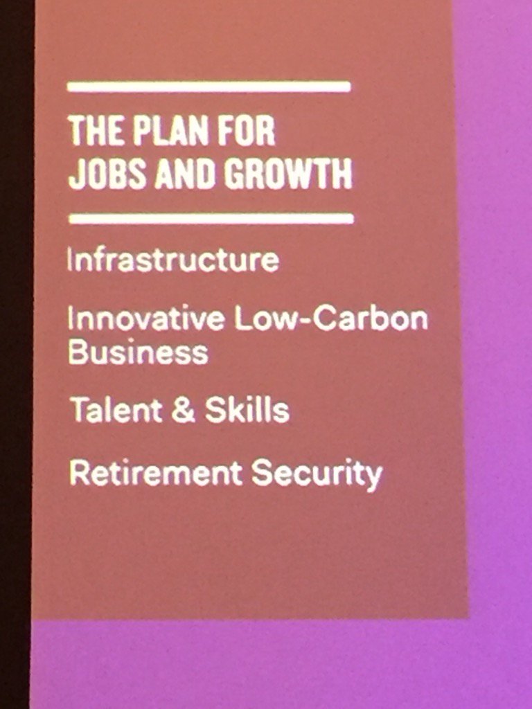 KarenRHurlburt's tweet photo. Premier @Kathleen_Wynne outlines economic plan to compete in a very different economy of the future #MEDEC2016 https://t.co/xUXT8XOEQt