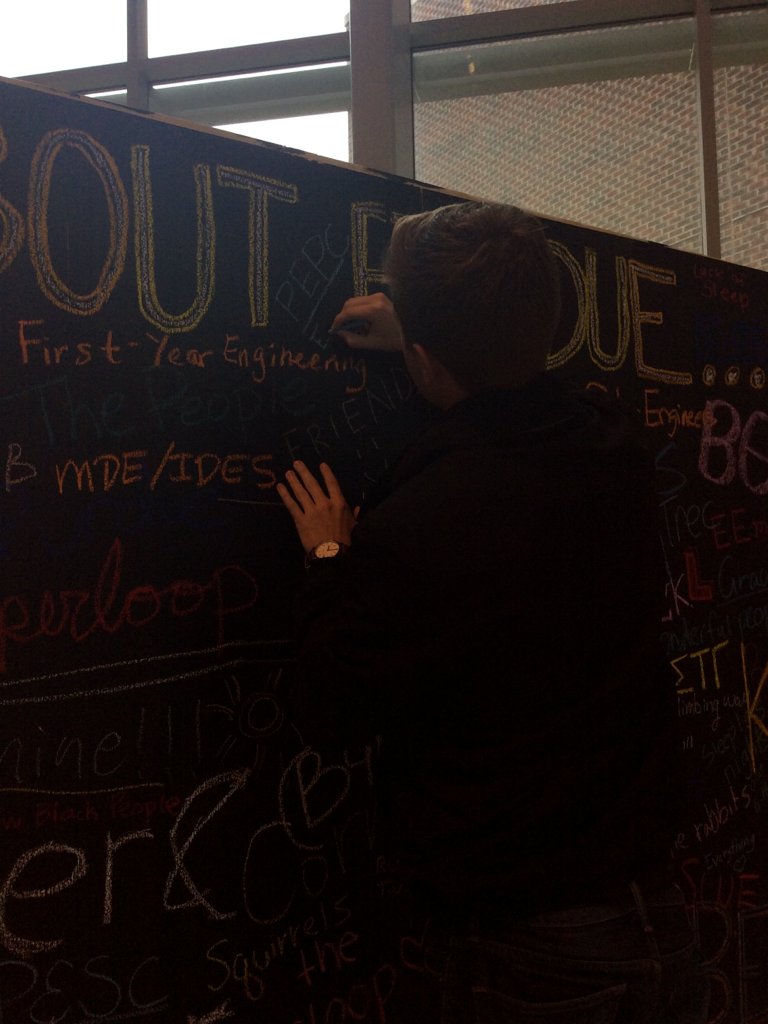 engrambassadors's tweet photo. We're having a blast writing what we ❤️ about Purdue on the #PurdueChalkboard! #PurdueDayofGiving https://t.co/xzY98fA3M3