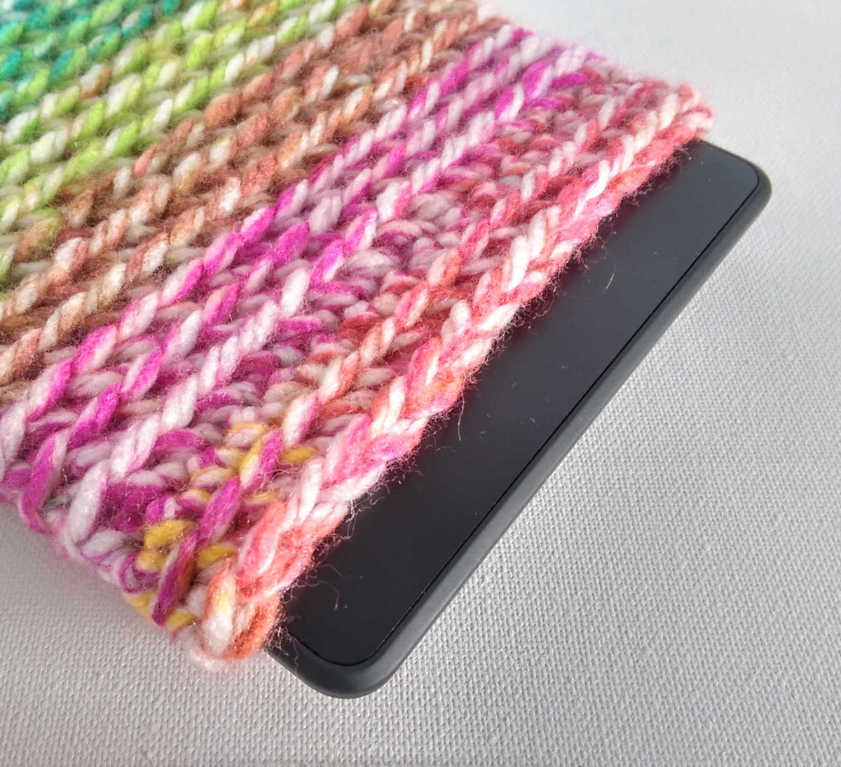 ScruffyDucks's tweet photo. Brand new tonight duckies https://t.co/bY4Giux5Hb #iPadmini4 #crochet https://t.co/e7bz6fSEmE