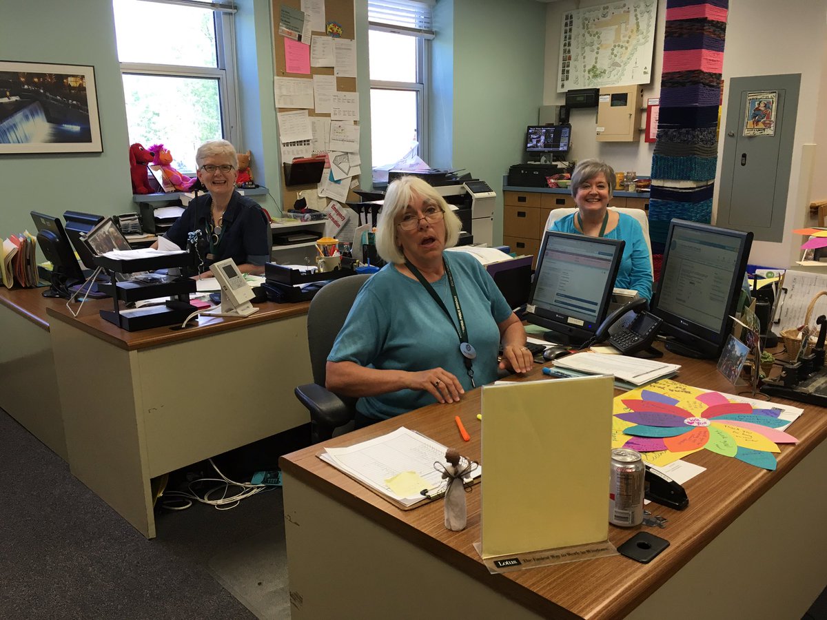 RUSBLVD's tweet image. Best Office Staff EVER!!!!#solucky