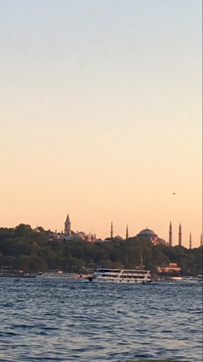 alazmi1967's tweet photo. تصويري اسطنبول تركيا 🇹🇷🇹🇷
اليوم الاربعاء ٢٧ / ٤ / ٢٠١٦ م
@aldossssari @alwseem66 @2016khald @AlmosaferGuide @a_the_w https://t.co/Ge9UvMxR6N