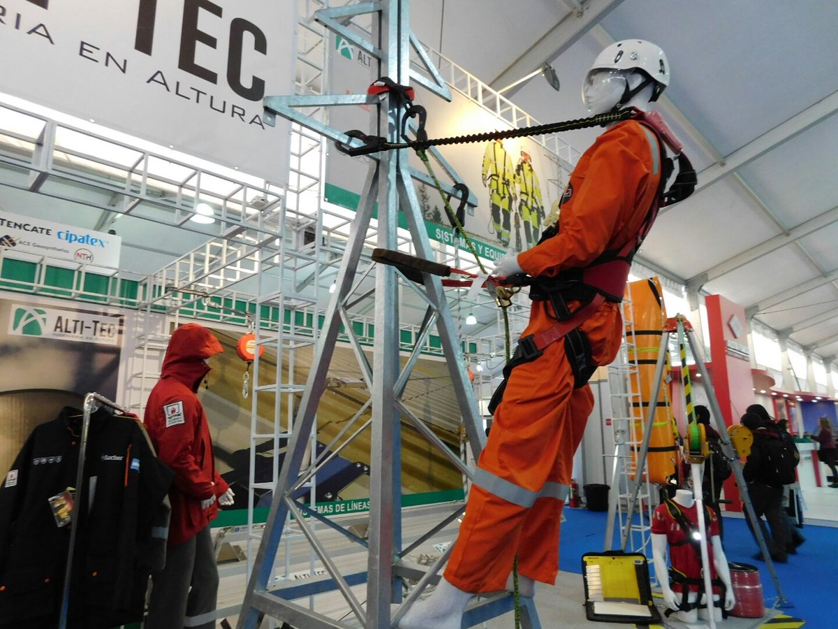 G_PrensaDigital's tweet photo. Expositores #Expomin2016.
Geotec en alianza con Alti-Tec
#AltiTec
Innovación ropa de seguridad
@OkPrensaDigital https://t.co/86bJVrBvcH