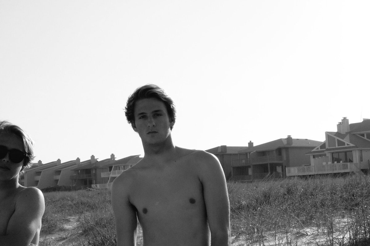 GrayLogangray's tweet photo. Wes N Logans the name, wetsuit tanlines the game 📸 @MariahChampion2 https://t.co/8atHqG9LY9