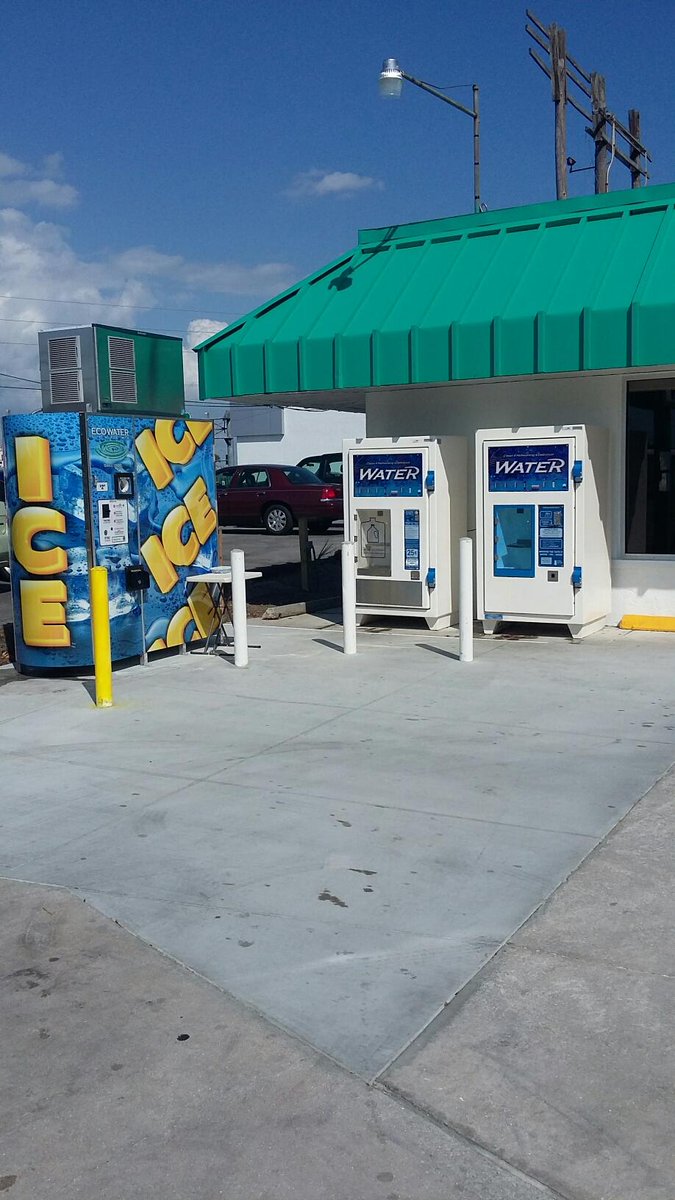 EcowaterSWFL's tweet photo. Can't get any better than this! We invite you to stop by &amp; get top quality #Filtrated water and Ice! #WaterQuality https://t.co/dGbW3nPHiI