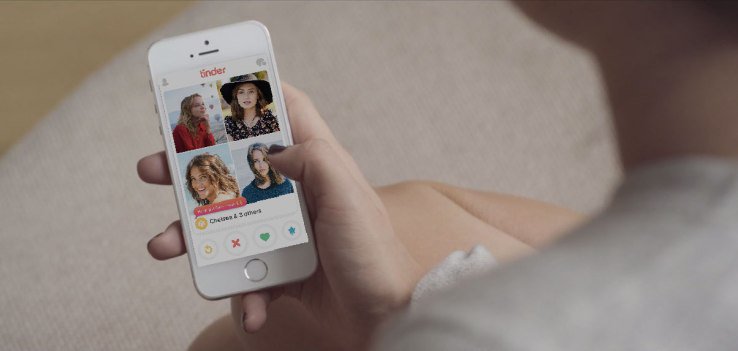 appwerkx's tweet photo. Tinder’s new feater, Tinder Social, is outing which of your friends use the app https://t.co/MpGIqlBAEN https://t.co/cmA7HUHhhn