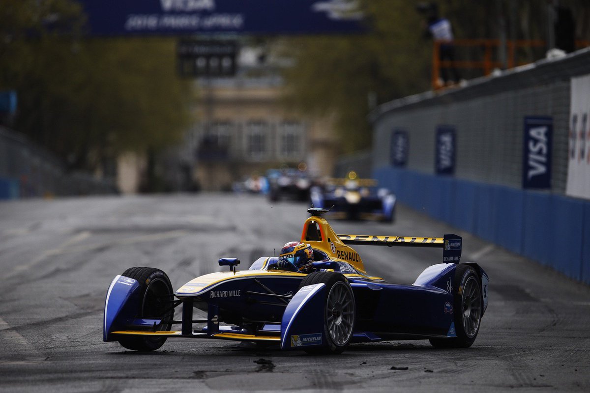 ApexFormulaE's tweet photo. Good: @Sebastien_buemi Salvages Podium
https://t.co/ycpCkeUQvv
#GoodBadUglE #ParisePrix #FormulaE #TheApex https://t.co/ve3TvKV47n