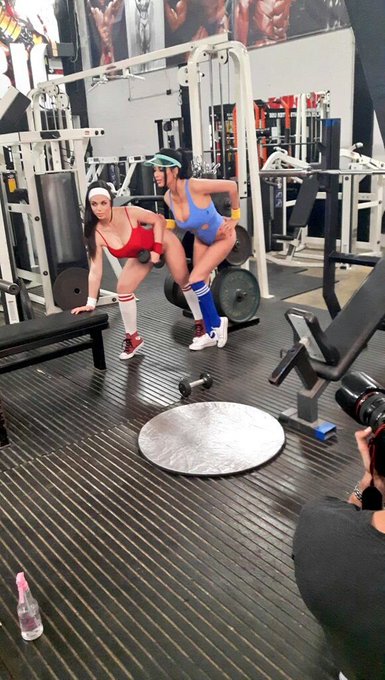 3 pic. Gym time with @Nekane_Sweet ?? @Brazzers @kaizenxxx  @MaddieRobinsMak https://t.co/N3QTw7PtIa