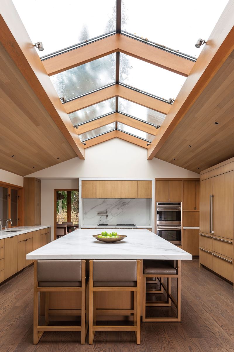 subzerowolf's tweet photo. A classic #RalphAnderson home reno on Mercer Island results in a #modern northwest retreat. https://t.co/RyCNCbtL1f https://t.co/jo4JNbg0fG