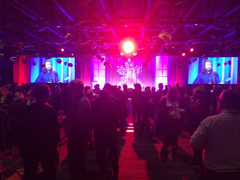 Closing reception with <a href="/TourismCalgary/">Tourism Calgary</a> and <a href="/TIAC_AITC/">The Tourism Industry Association of Canada</a> #RVC2016