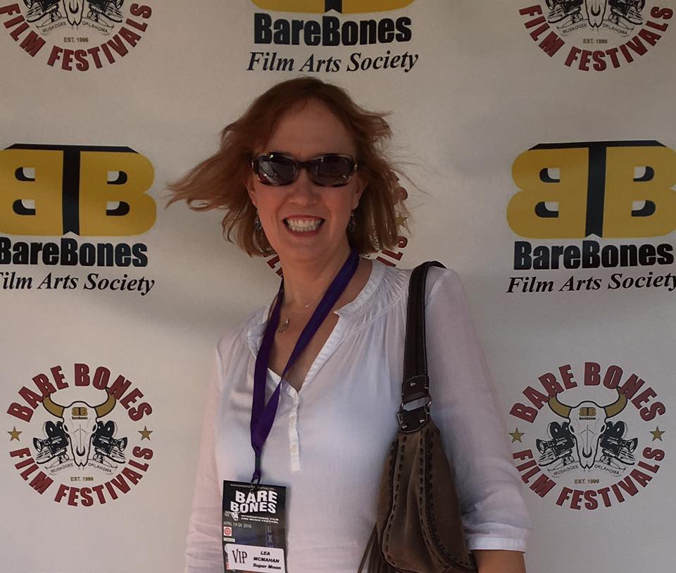 SuperMoon2015's tweet photo. Thanks, Bare Bones, for the hospitality!
#supermoon2015 #knoxvillefilm #knoxville #muskogee #oklahoma #barebonesff https://t.co/Is9g4PGMNB