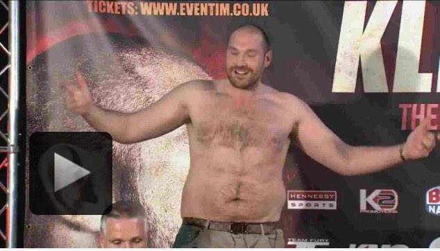 Tom_willo2's tweet photo. Was funny tonight this fat gypo cunt 😂🖕🏼 @Tyson_Fury https://t.co/fQgG50TI9V