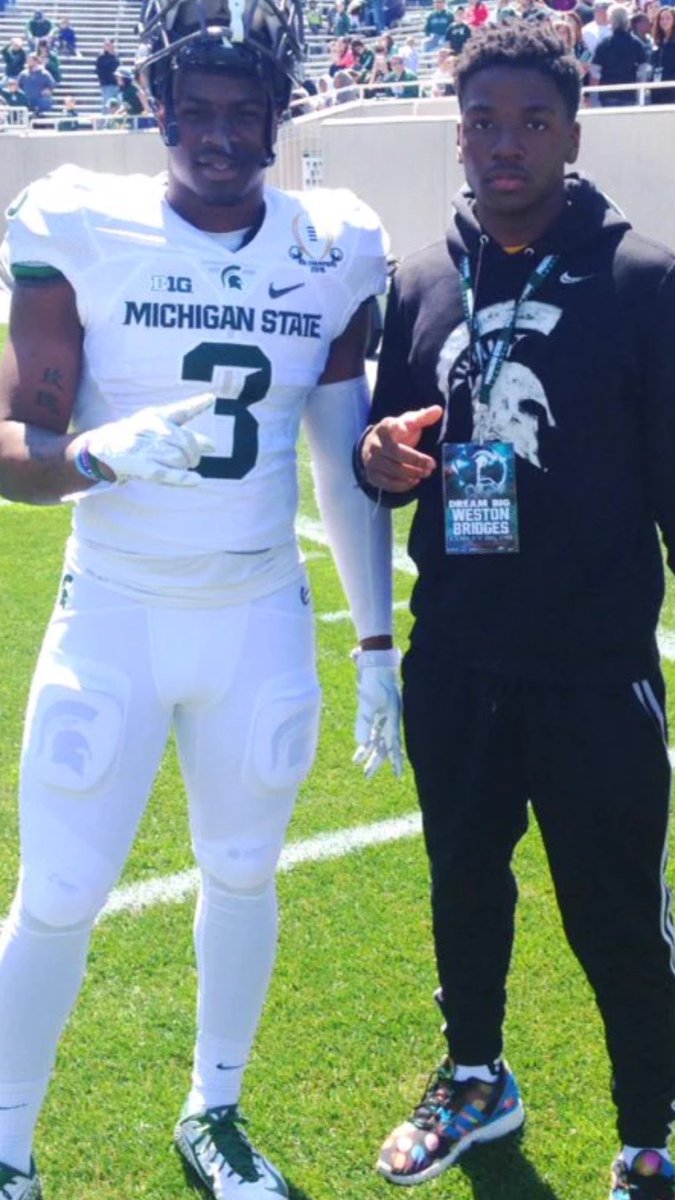 tOfficial MSU Football Recruiting Thread: Class of 2017 - Page 8 ChFMHNKWIAAwM6a