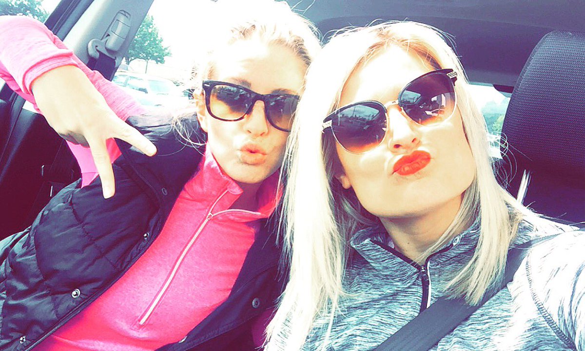 LJean2's tweet photo. Roomie day date💕 https://t.co/3YnVIaZjN5