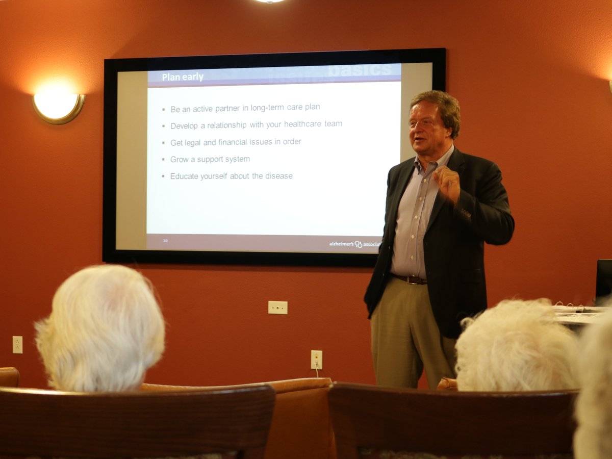 #Alzheimers Education <a href="/Fremont55/">FremontSeniorLiving</a>.  Thx 2 Rob <a href="/alzassociation/">Alzheimer's Association</a> 4 sharing! bit.ly/1SL2eyl <a href="/ArrowSenior/">Arrow Senior Living</a>