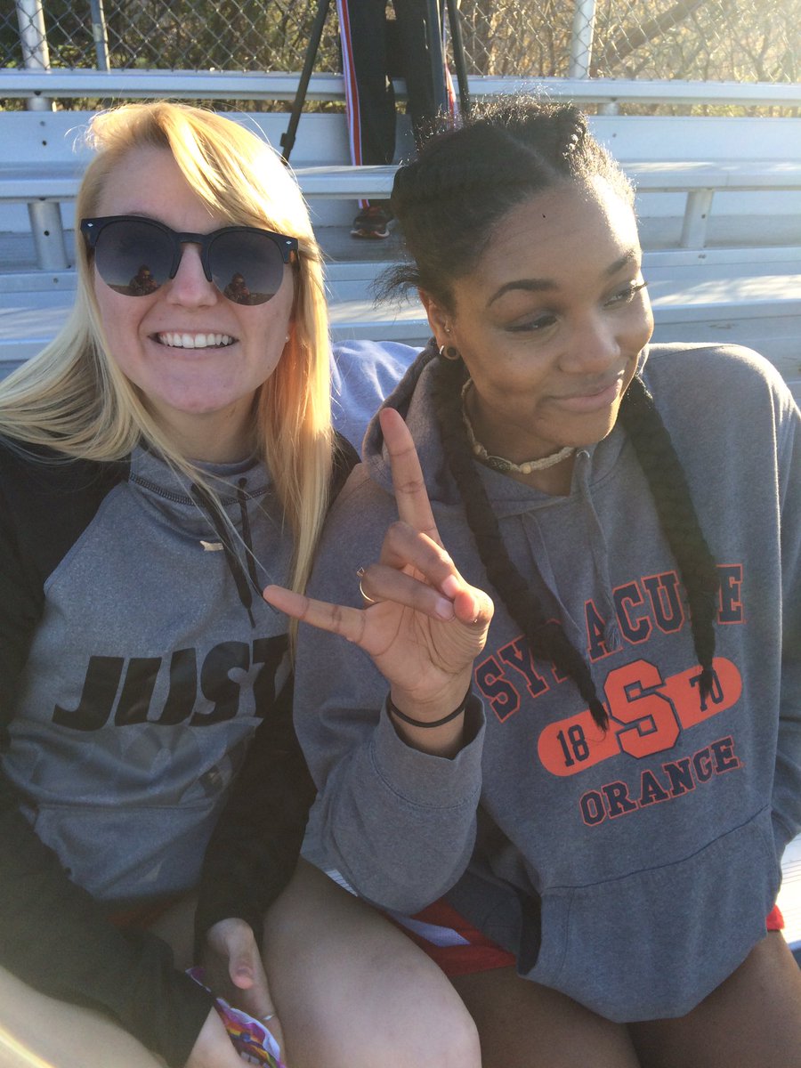 When ur braids are on fleek for track Doe🖖🏽 #whatuphoe