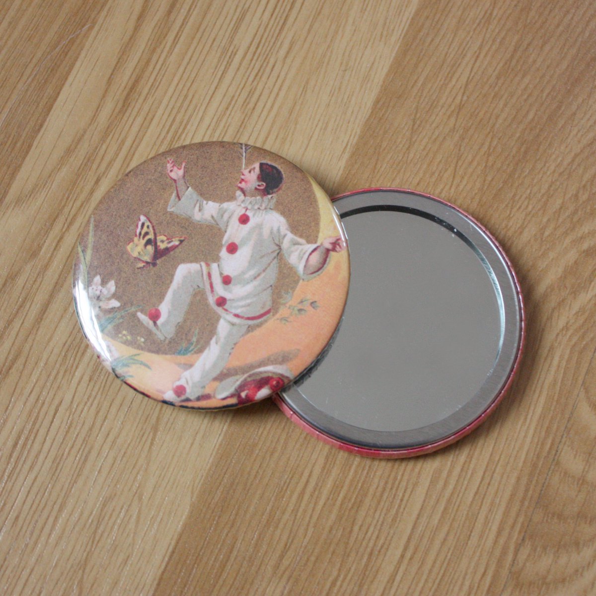 NorthernD_light's tweet photo. No more clowning around. It's time to show off our vintage jester pocket mirrors over at https://t.co/ZEhS236APq https://t.co/i9WTGazu8j