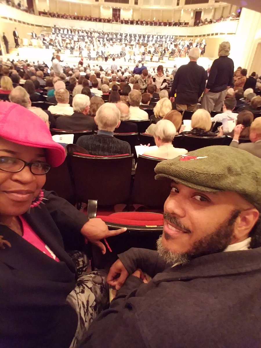 Inta_Tain's tweet photo. #ZellFamilyFoundation #JimMarble #KayMable #PamHull #RogerHull should #sponsor @WHADAMMEVENTS help #Chicago #Youth https://t.co/iS6wdexd2T