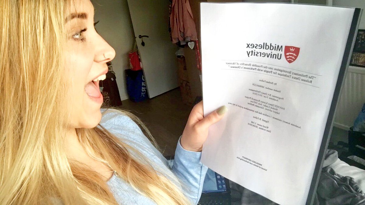 Fallon1Beth's tweet image. Nice knowing you pal!! 👋🏼👋🏼 #DissertationDeadlineDay #ByeBye