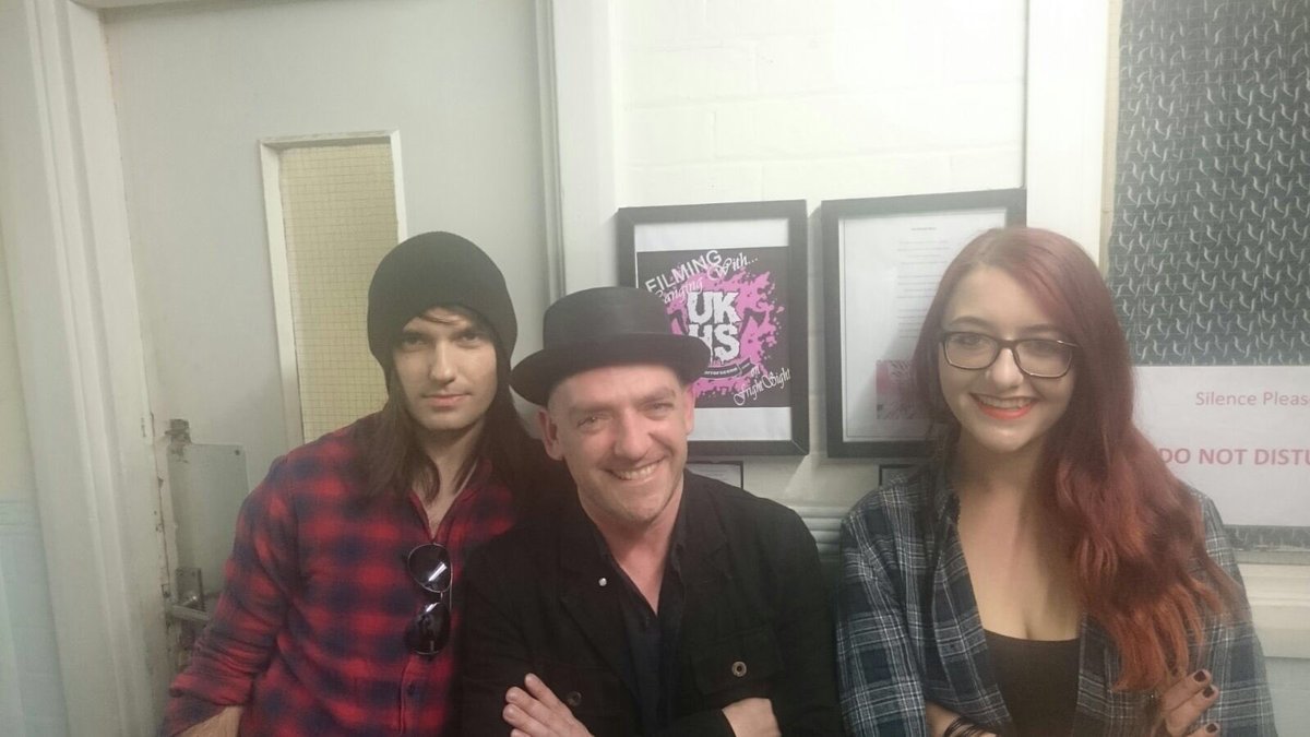 Two more talented UK filmmakers were Hanging With us tonight. Thoroughly enjoyed meeting them both. #UKFilm