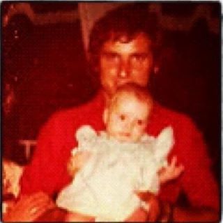 Marjodesousa_1's tweet photo. Como pasa el tiempo de rapido ❤#BuenosRecuerdos #Belloos @MarjoDSousa #Güera #LoveYou😘❤😍 :) https://t.co/1NwIOQuuJf