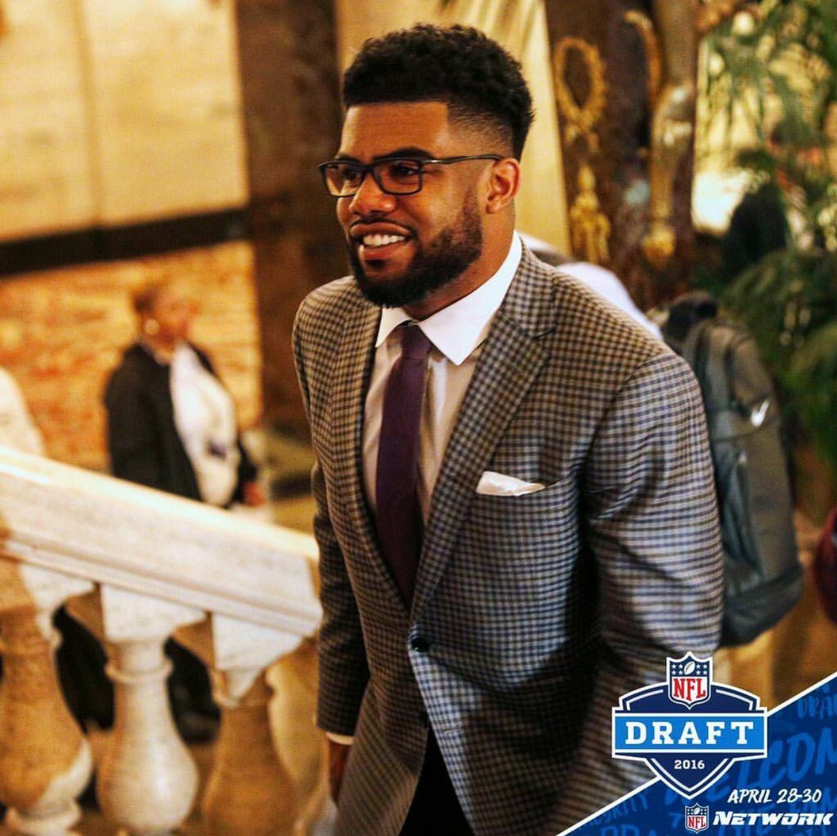 EleveeLifestyle's tweet photo. SPOTTED: @EzekielElliott looking dapper in his #EleveeCustom suit designed by @Boushra_Elevee for the #NFLDraft2016! https://t.co/6LqVgHR9Jv