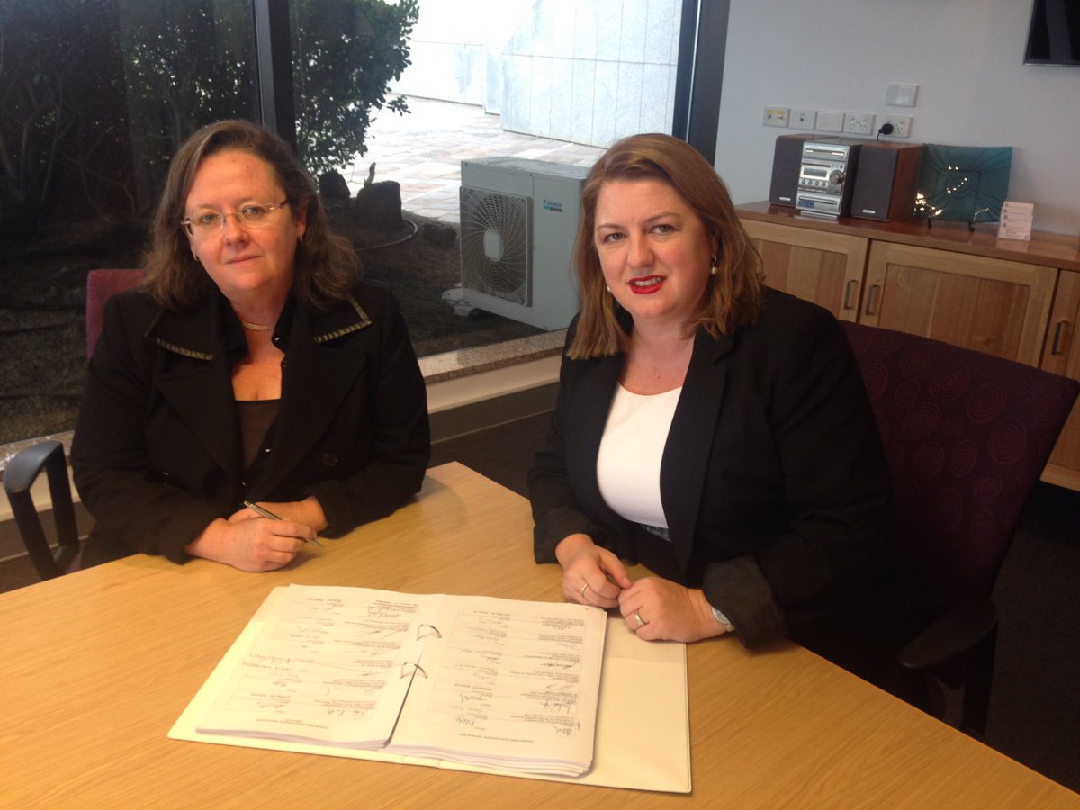 Today we lodged the new VPS agreement after it was endorsed by 95% of employees <a href="/CPSU_Vic/">CPSU Victoria</a>