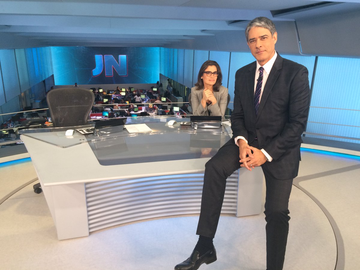 jornalnacional's tweet photo. Boa noite! O #JN tá no ar! https://t.co/4hxtNmK3bJ