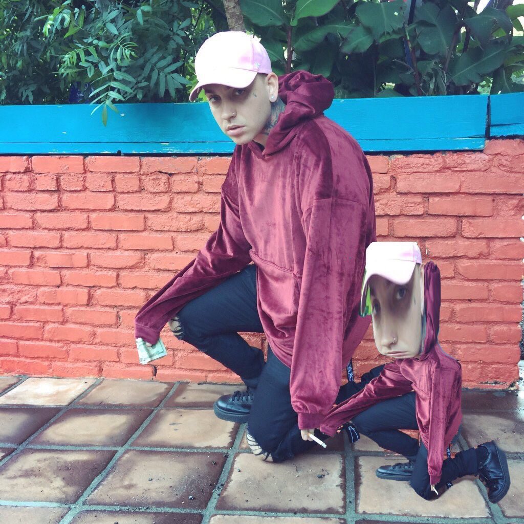 iamblackbear's tweet photo. dont speak to me or my son ever again https://t.co/OQkvGBI6es