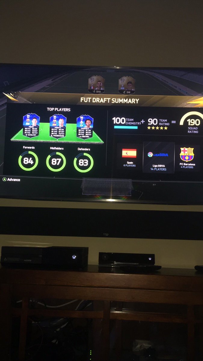 dylan_ginsberg's tweet photo. I got a 190 draft in a 4-4-2 @NepentheZ @CapgunTom @wroetoshaw @miniminter @Gonth93 @FIFAManny @ZwebackHD @TheReevHD https://t.co/5vQzxKE603
