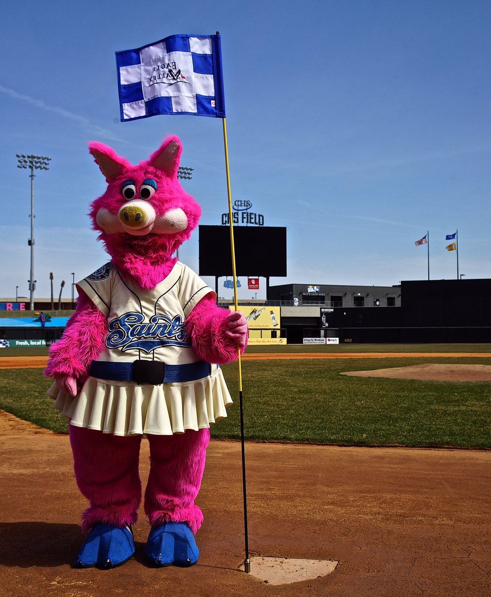 EagleValleyGC's tweet image. RT &amp;amp; Follow @EagleValleyGC for a chance to win 4 tickets to the @StPaulSaints home opener May 19th! #HomeOfTheSaints