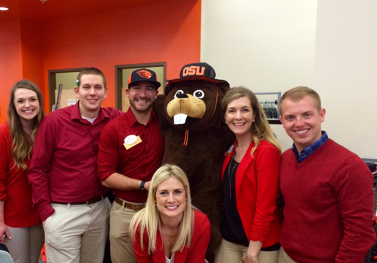 We loved being on campus at #Oregonstate today! #benny #beavernation #targetcareers #GoBeavs @CareerBeav <a href="/MindyReher/">Mindy Reher</a>