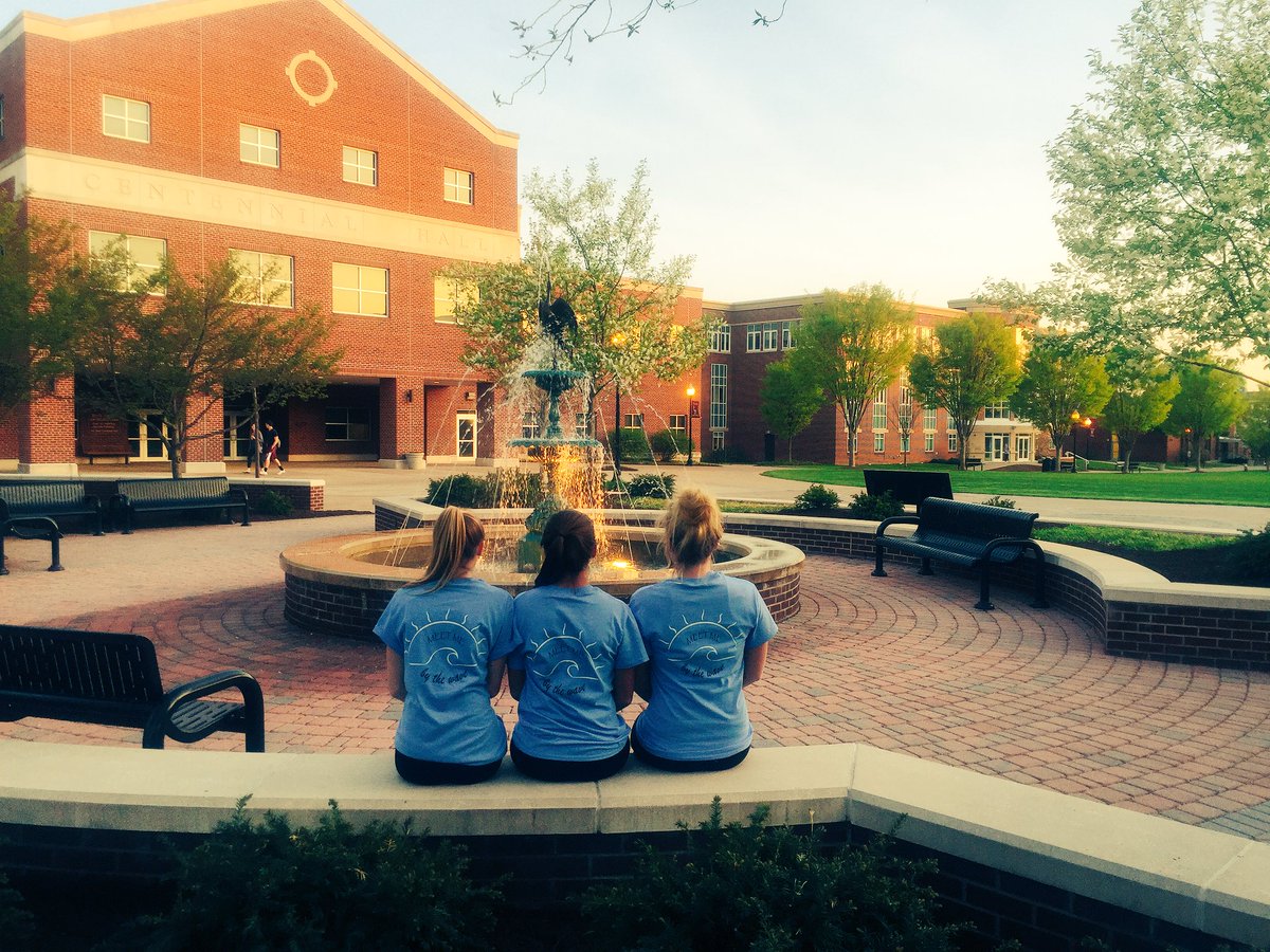 meetmebythewave's tweet photo. Looks like these three are loving their shirts! Thanks for helping us save the oceans ladies๐ค๐ผ๐ #MeetMeByTheWave https://t.co/DLyFZZ14iH
