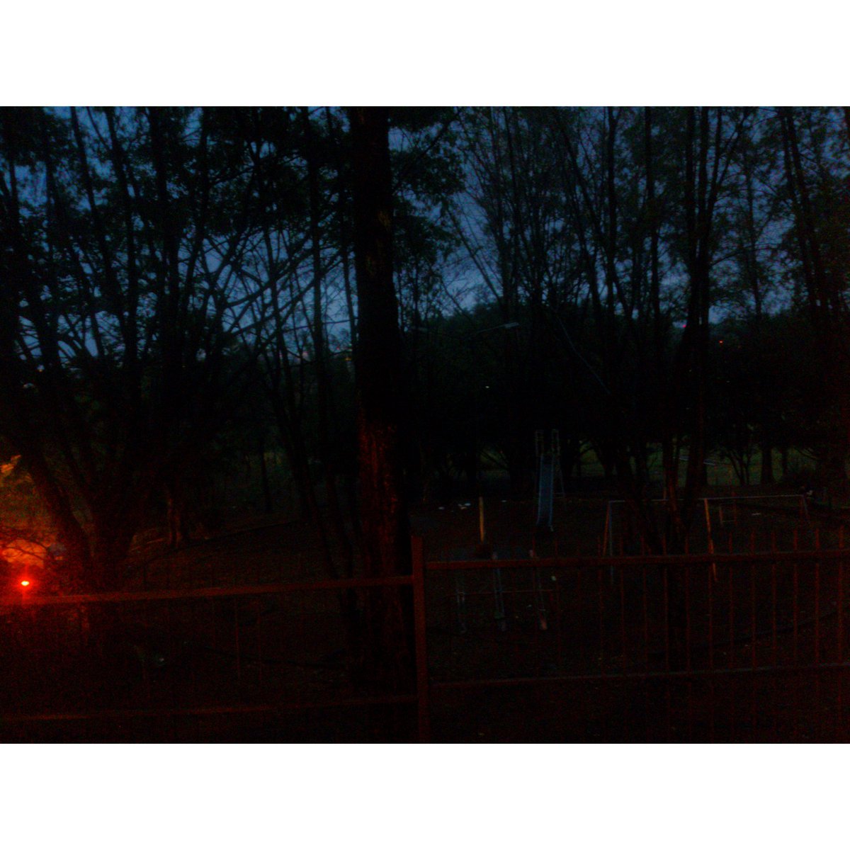 5sosscli's tweet image. La brisa prohibida