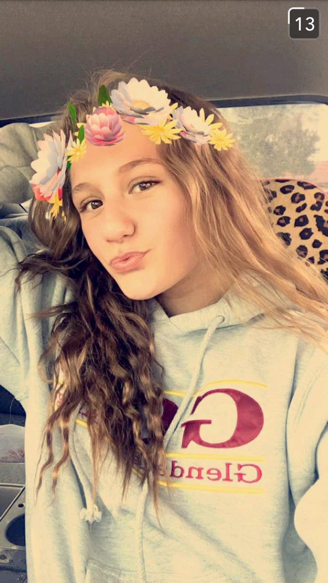 jade_cuellar3's tweet photo. Avi + 2 💌 https://t.co/JzR5qpLXg6
