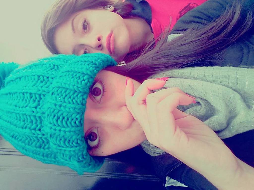 AdanLopezS_'s tweet image. No me sueltes de tus manos oh me perdere.. #teextraño #iuli #l #likeforlike #fxf #😍