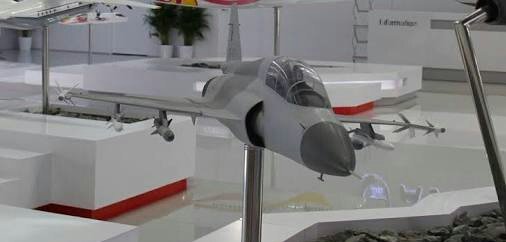 باكستان والصين يطلقان مشروع النسخه مزدوجه المقعد JF-17B  ChG0zW3WYAEqUOc