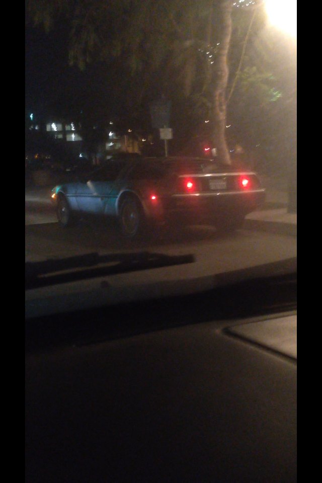 Adrian72086's tweet photo. @erniecline  delorean spotted in culver city! https://t.co/r32B6u3h6a