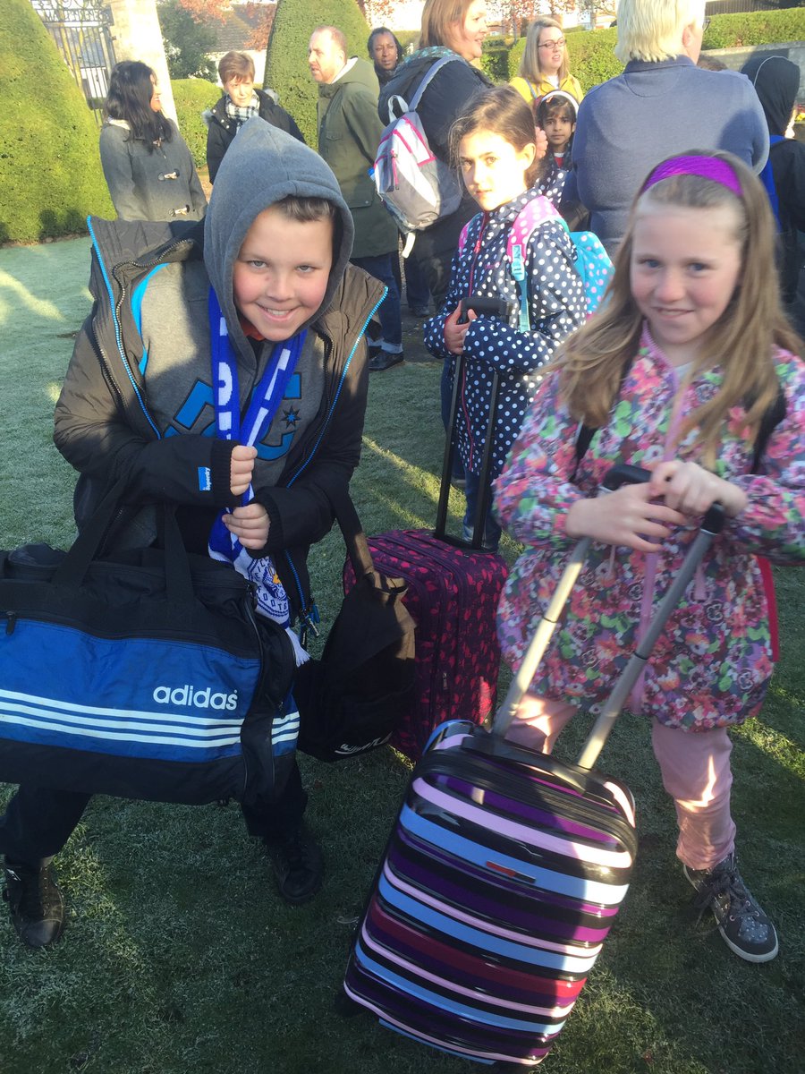 NPinegar's tweet photo. Have a good trip to London @KMprimary https://t.co/f8qwOOia3w